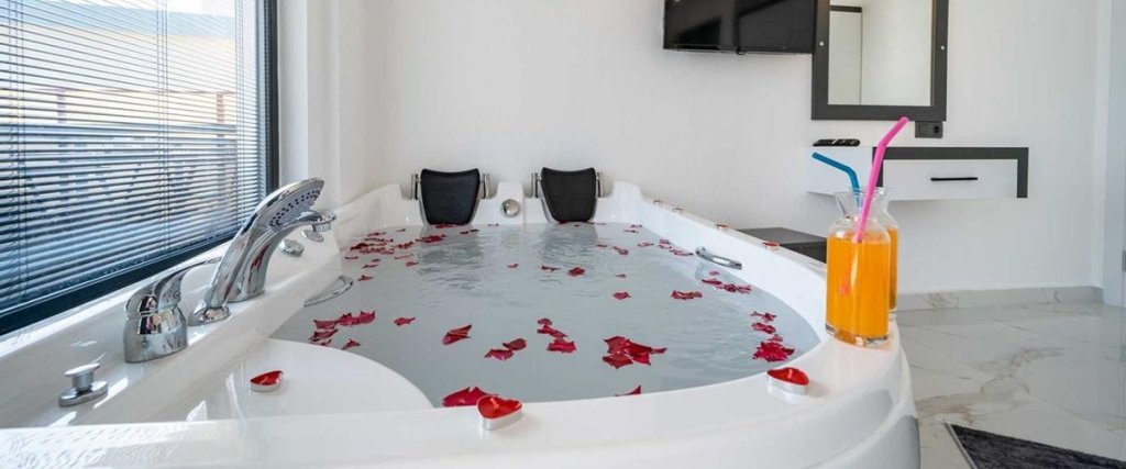 Харуние: Villa Mars Kalkan
