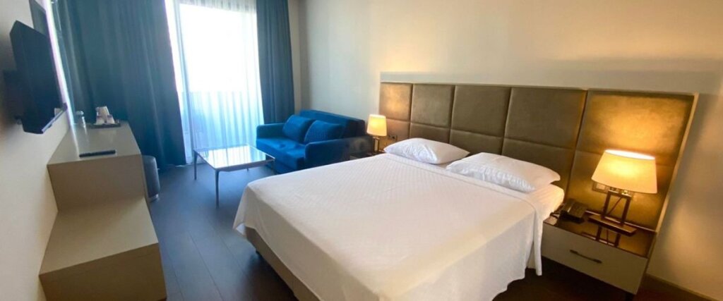 Аксу: Alice Hotel