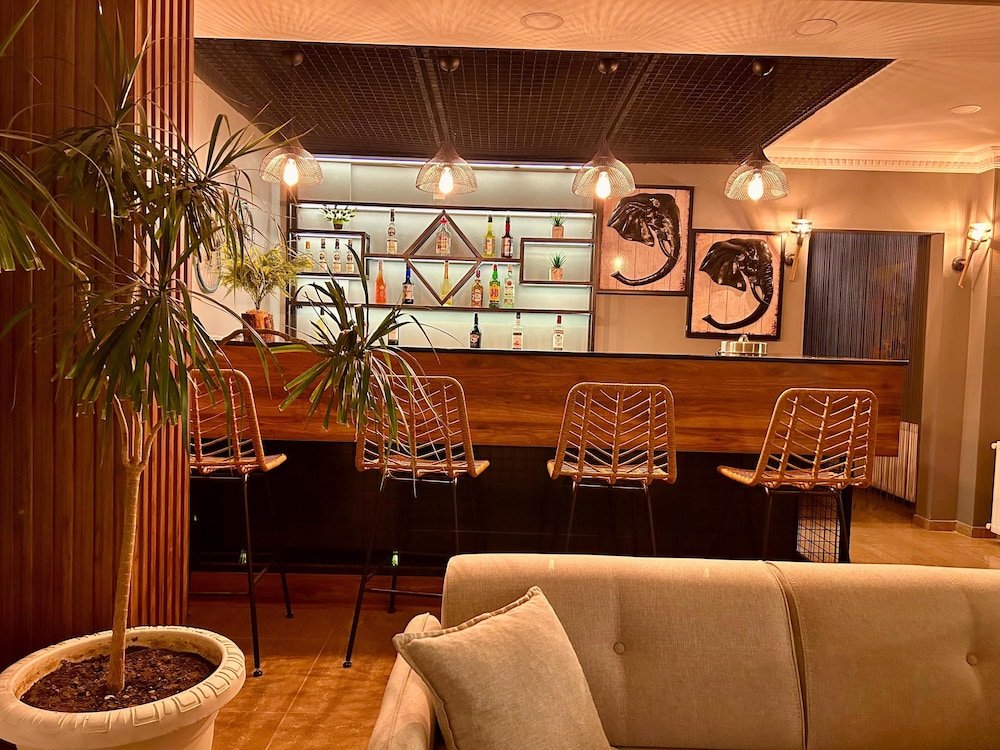 Lopera Beach Hotel — фото 2