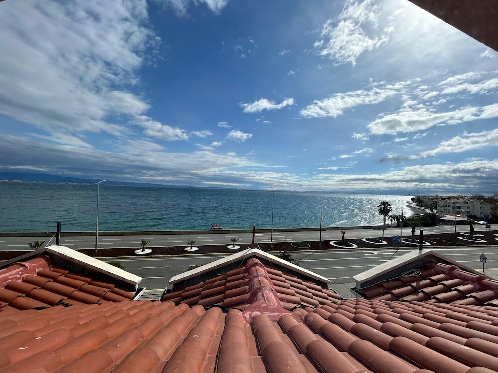 Алтынолук: Lopera Beach Hotel
