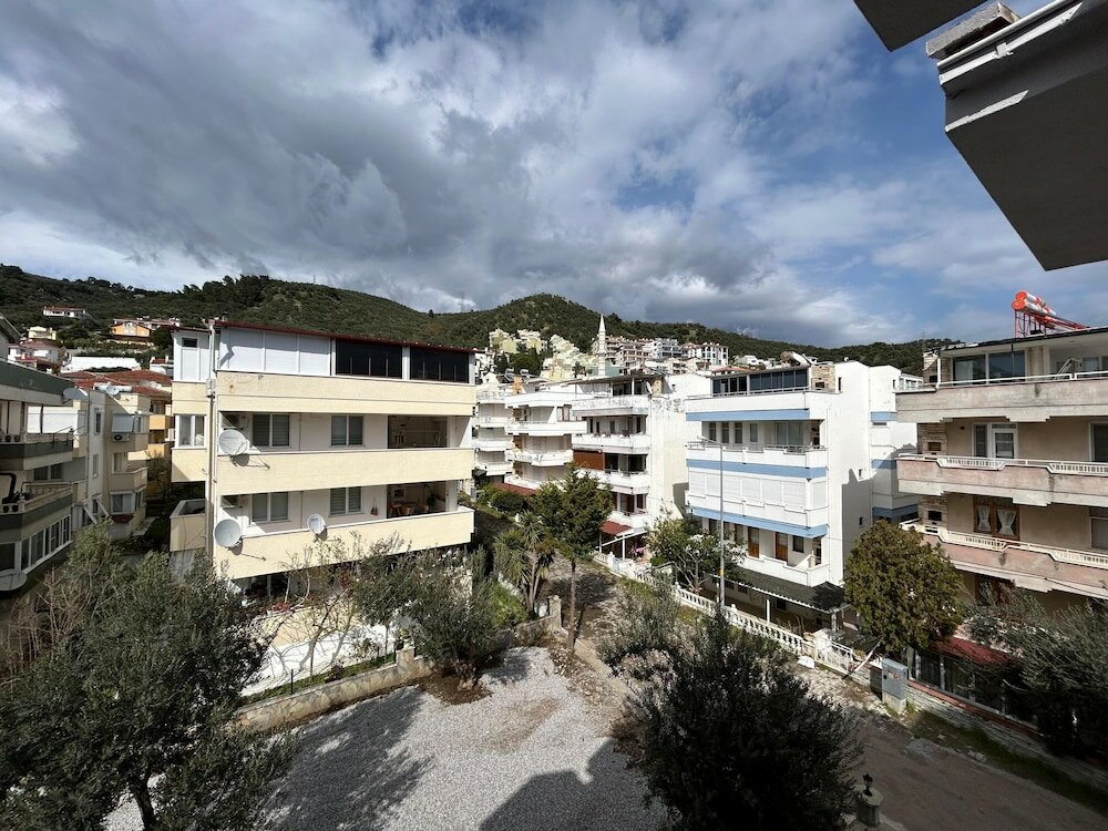 Алтынолук: Lopera Beach Hotel