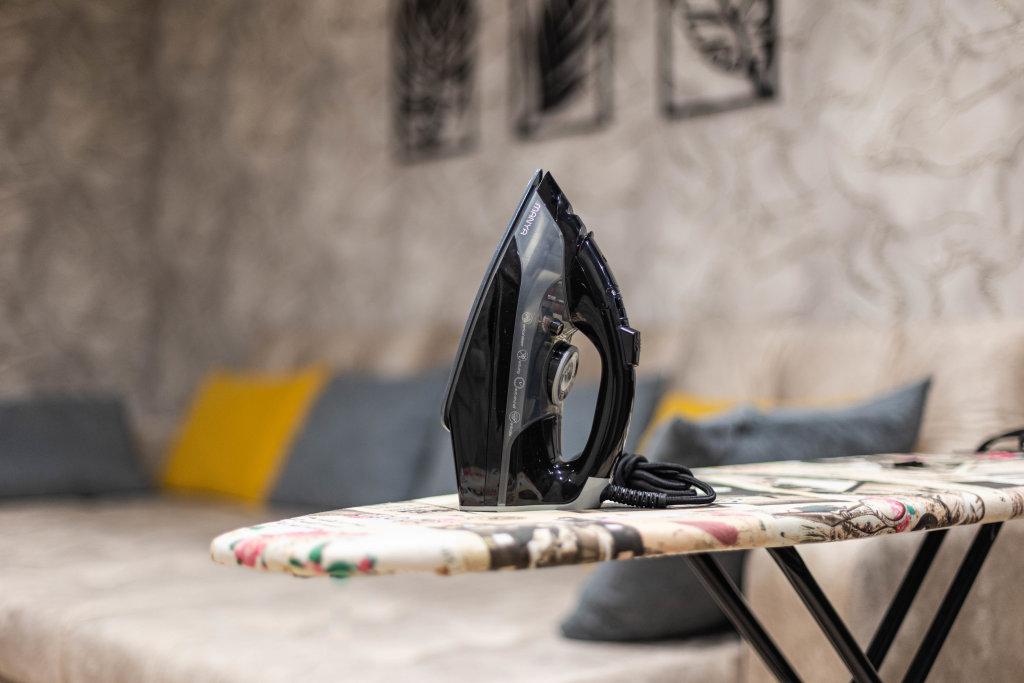 Саратов: Апартаменты Loft Apartment/7A Alekseevskaya