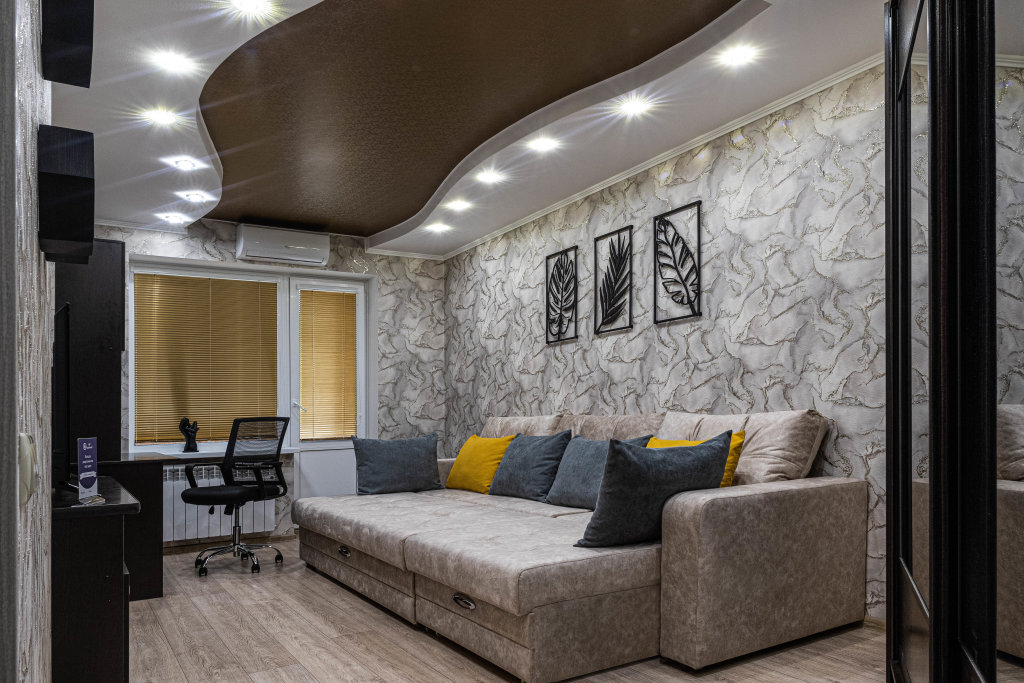 Саратов: Апартаменты Loft Apartment/7A Alekseevskaya