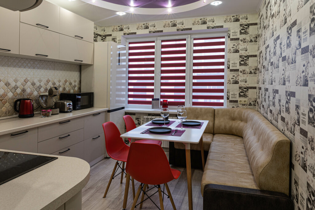 Саратов: Апартаменты Loft Apartment/7A Alekseevskaya