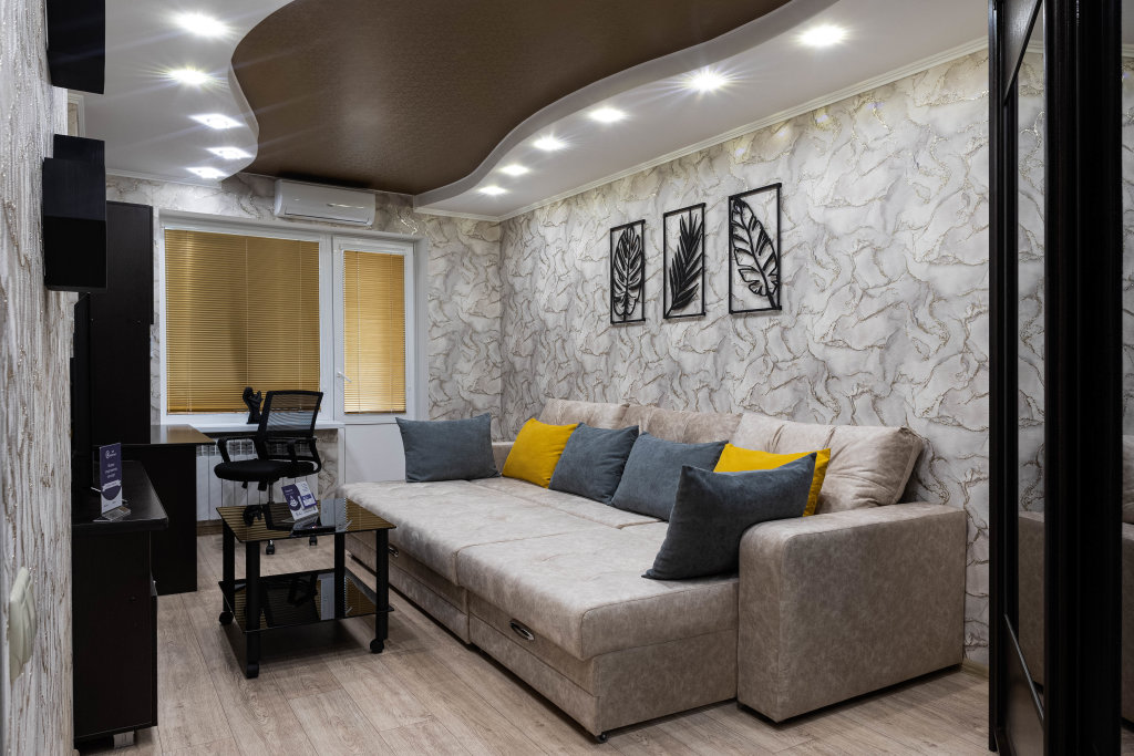 Саратов: Апартаменты Loft Apartment/7A Alekseevskaya