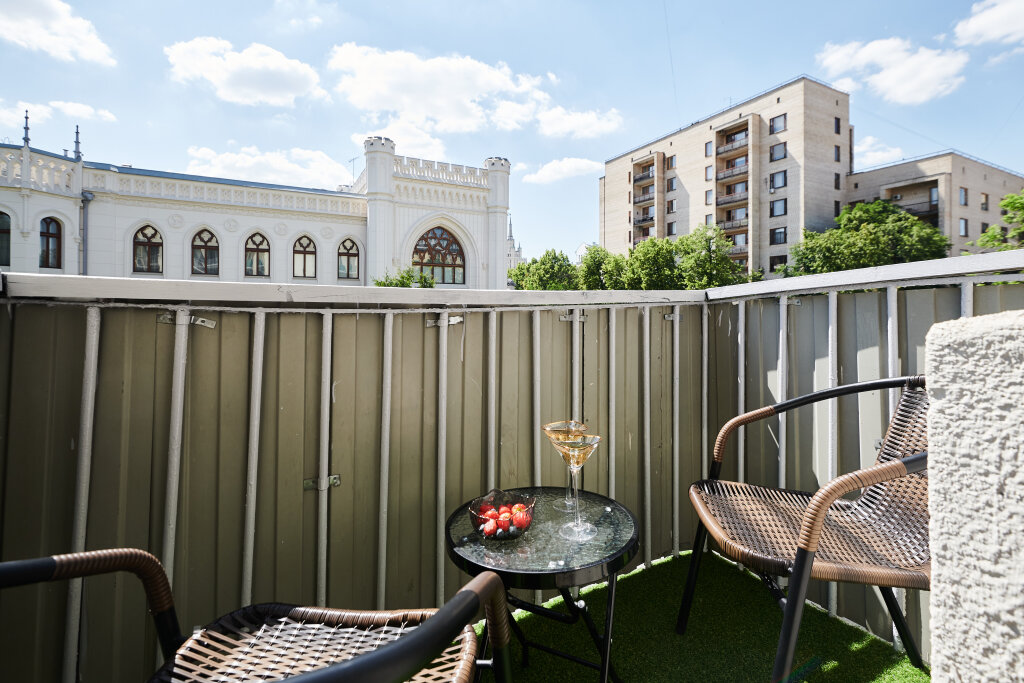 Москва: Квартира GM Apartments Уютные на Спиридоновке