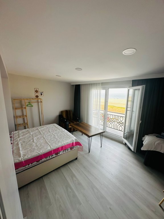 Арнавуткёй: Отель Airport Black Sea Hotel & Restaurant