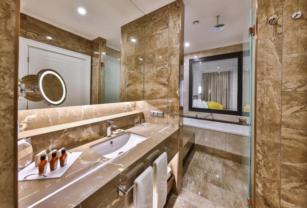 Болу: Narven Wellness & Thermal Hotel