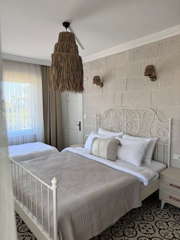 Бозджаада: Nill's Butik Otel