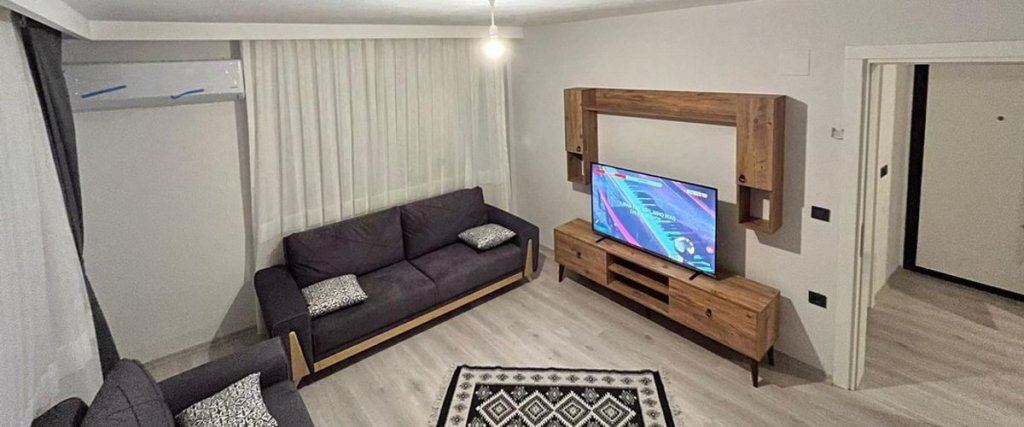 Даламан: Ortacadaki Kir Eviniz