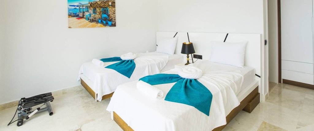 Исламлар: Villa Sila 3