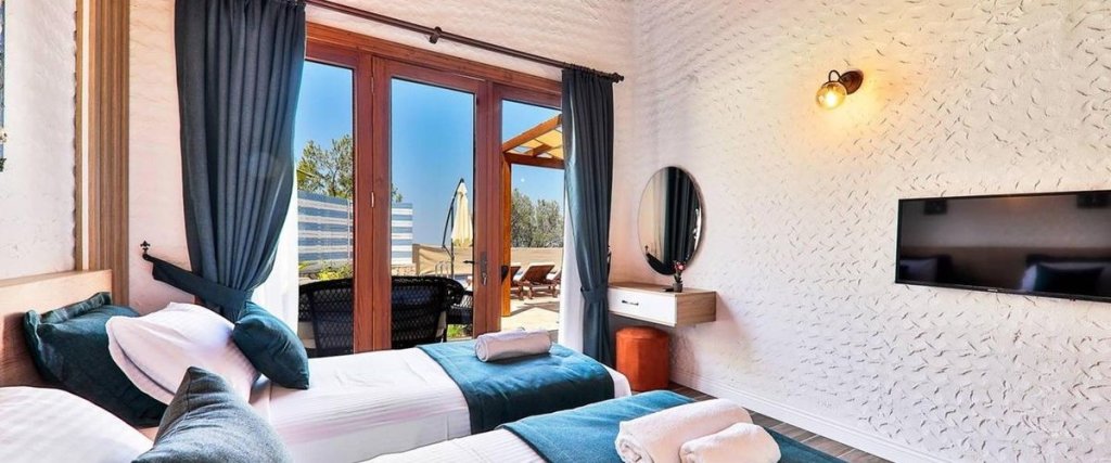 Исламлар: Villa Sunny-1