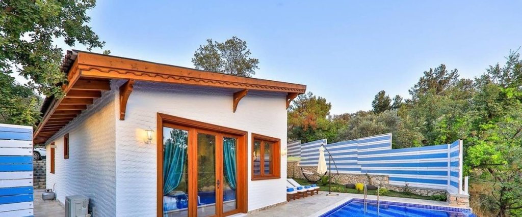 Исламлар: Villa Sunny-1