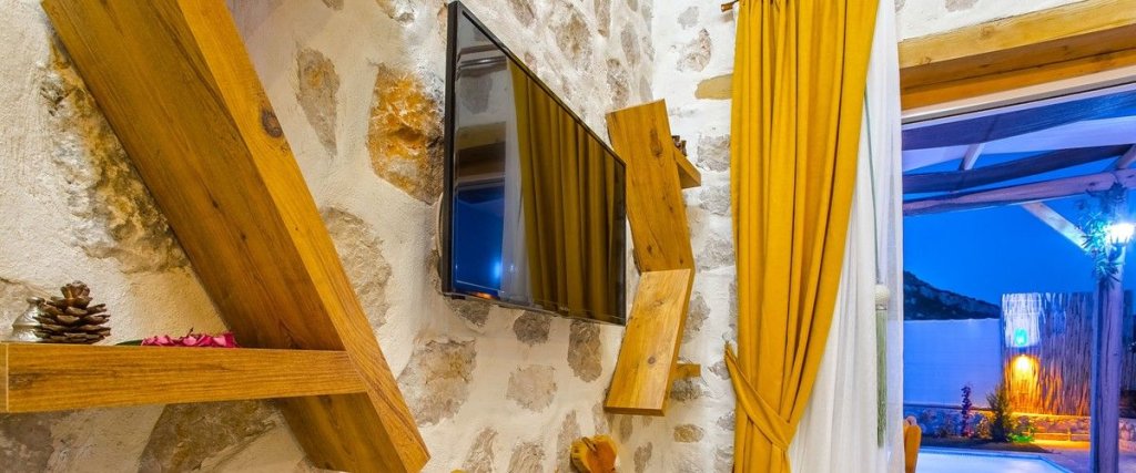 Исламлар: Villa Sakiz