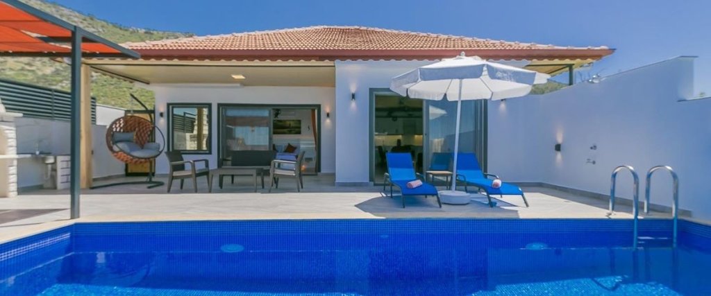 Исламлар: Villa Chelsea