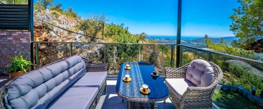 Исламлар: Villa Anıt