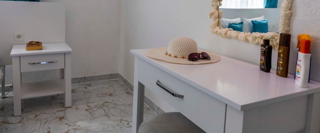 Исламлар: Villa In Love
