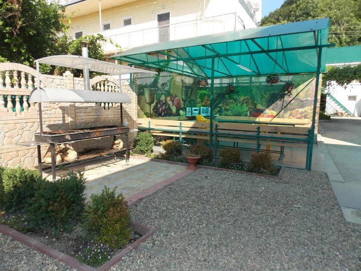 Новомихайловский: Mini Hotel Vse Svoi
