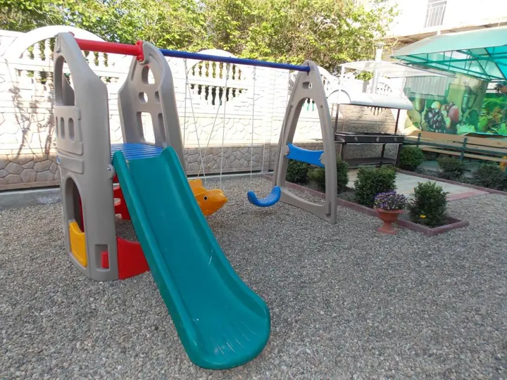 Новомихайловский: Mini Hotel Vse Svoi