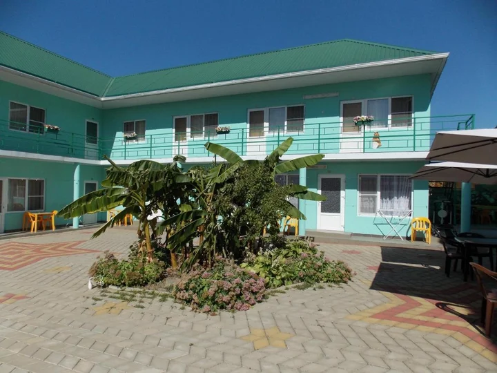 Новомихайловский: Mini Hotel Vse Svoi