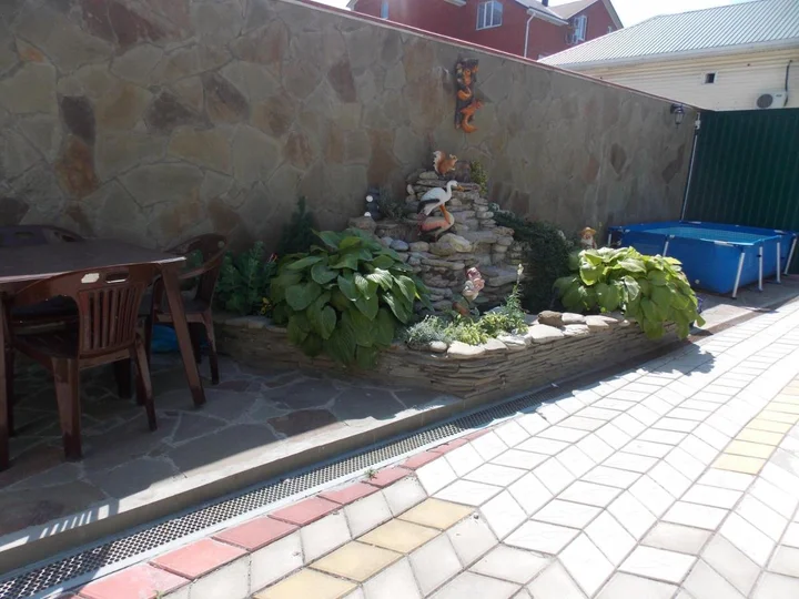 Новомихайловский: Mini Hotel Vse Svoi