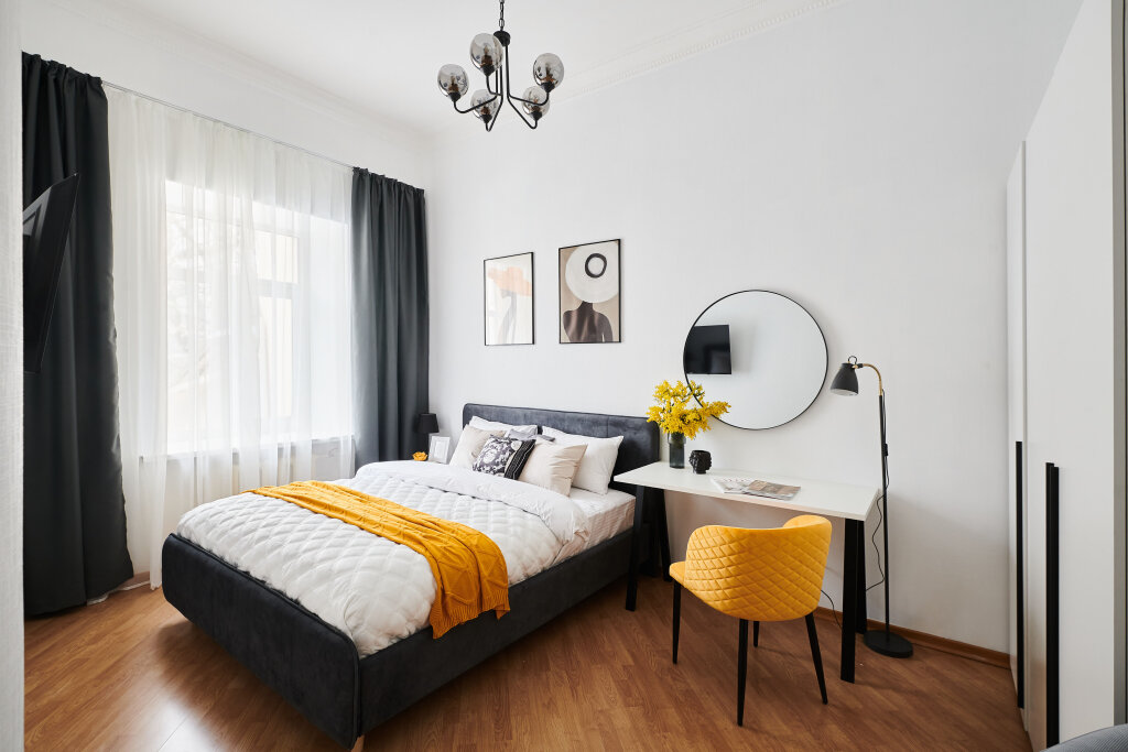 Москва: Квартира GM Apartments Яркая Трехкомнатная у Красной Площади