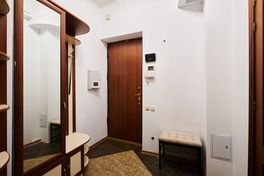Москва: Квартира GM Apartments Яркая Трехкомнатная у Красной Площади