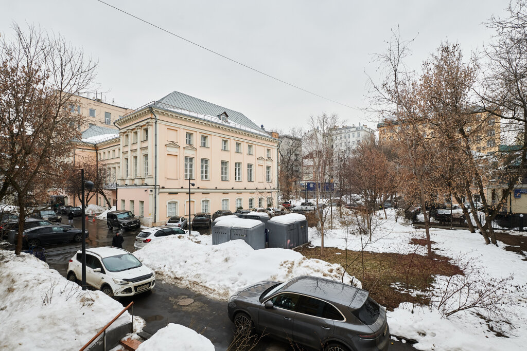 Москва: Квартира GM Apartments Яркая Трехкомнатная у Красной Площади