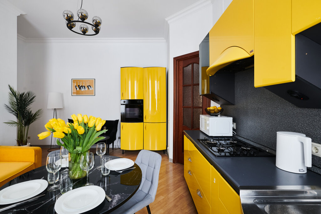 Москва: Квартира GM Apartments Яркая Трехкомнатная у Красной Площади