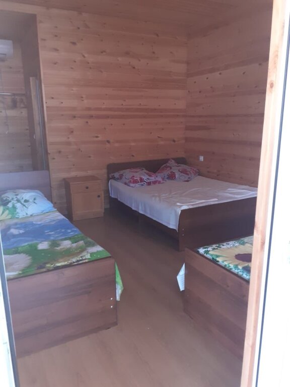Новый Афон: Частный дом На отдыхе