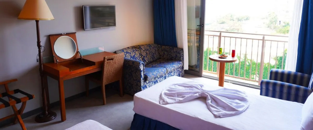 Силифке: Larmina Otel