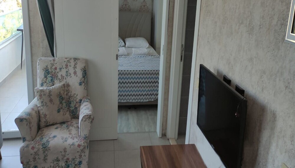 Мезитли: Kent Suit Otel