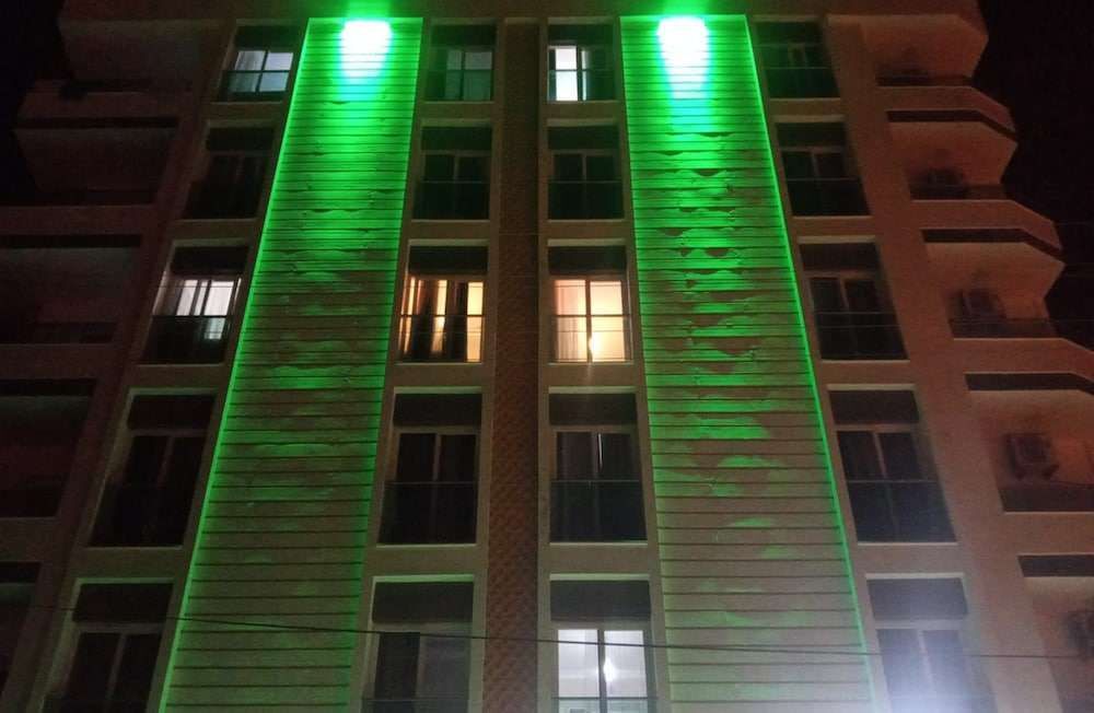Мезитли: Kent Suit Otel