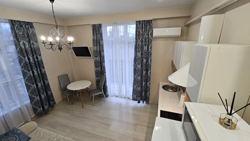 Адлер: Апартаменты Просторная Квартира на Фигурной от HomeHotelSochi