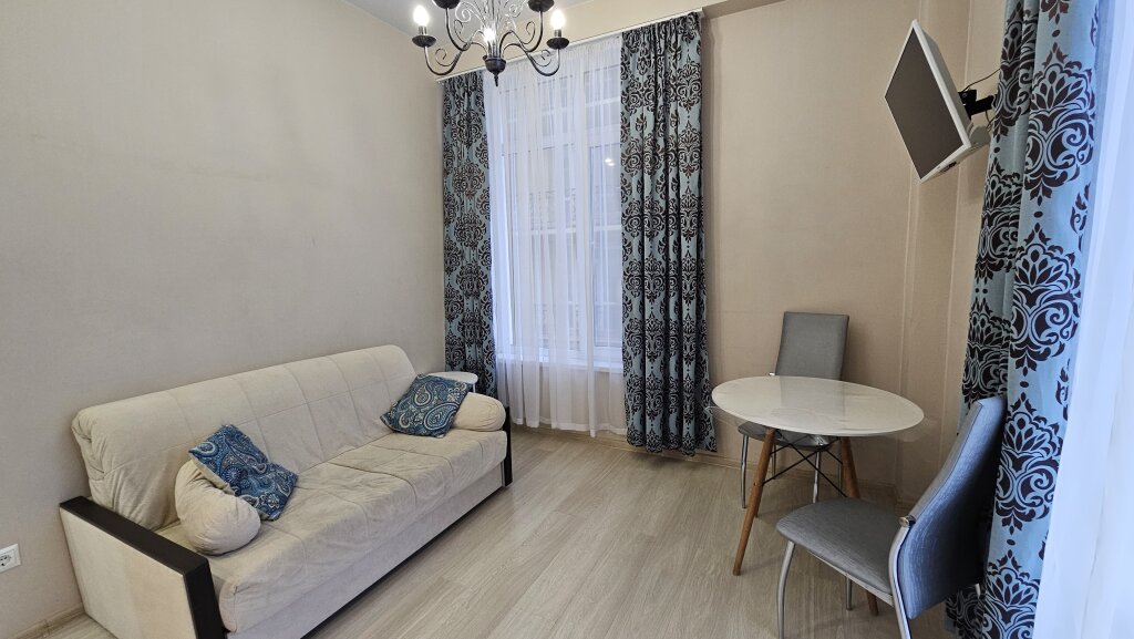 Адлер: Апартаменты Просторная Квартира на Фигурной от HomeHotelSochi