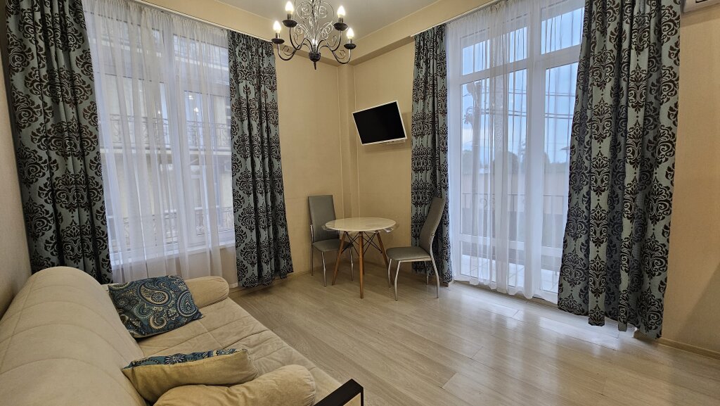 Апартаменты Просторная Квартира на Фигурной от HomeHotelSochi — фото 5