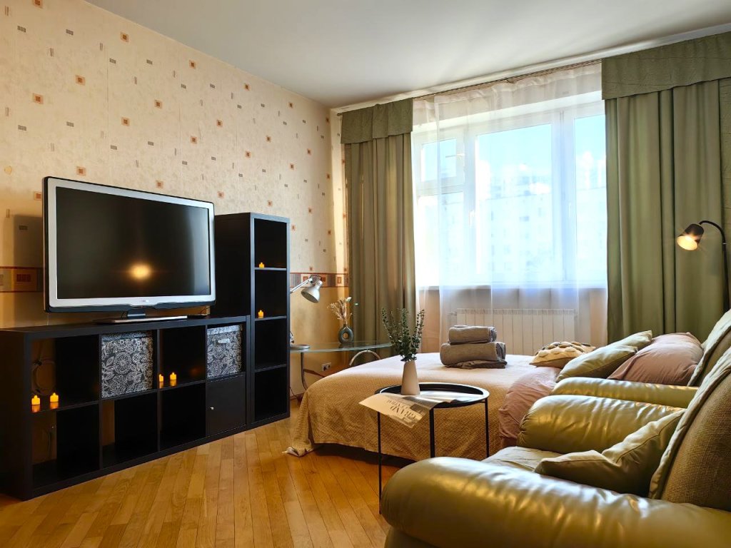 Москва: Квартира двухкомнатная возле метро Беляево
