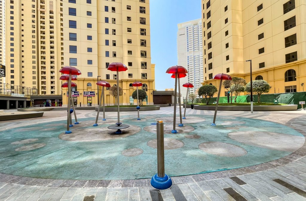 Дубай: Апартаменты Elite Lux Holiday Homes - Beachside Haven Stylish 1 BHK in JBR Dubai