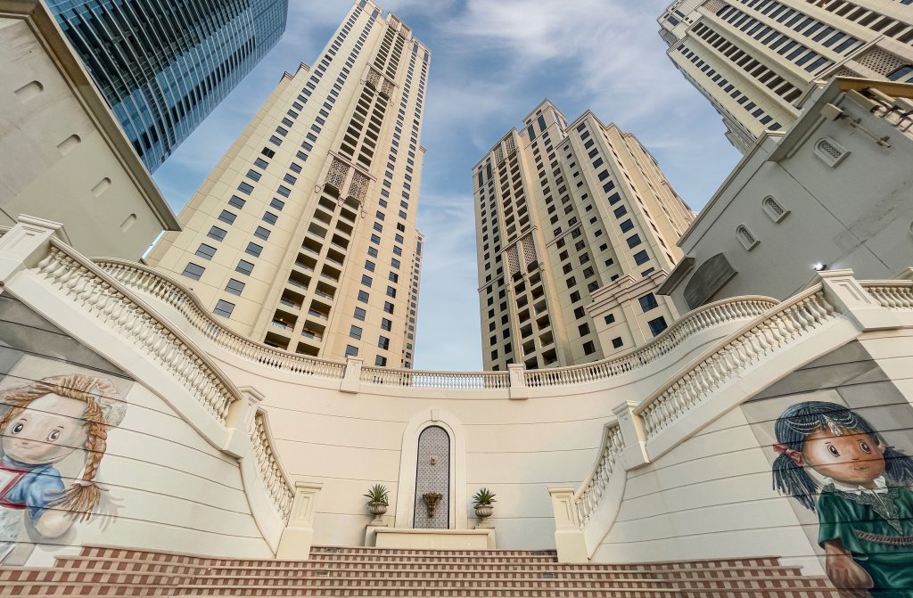 Дубай: Апартаменты Elite Lux Holiday Homes - Beachside Haven Stylish 1 BHK in JBR Dubai