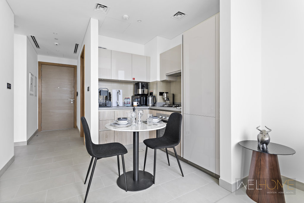 Дубай: Апартаменты WelHome - Charming Apt With City Lights in Sobha Waves