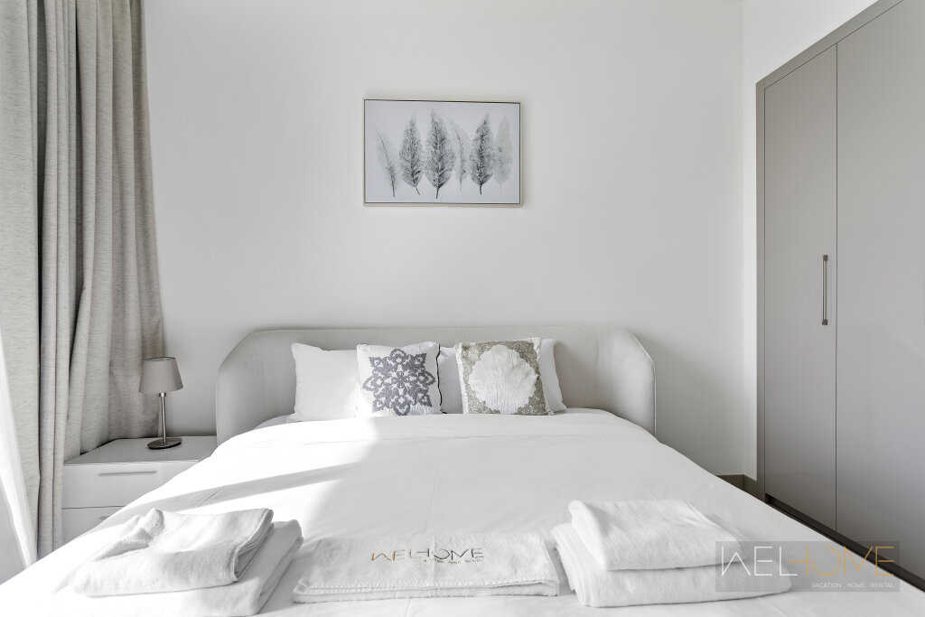 Дубай: Апартаменты WelHome - Charming Apt With City Lights in Sobha Waves