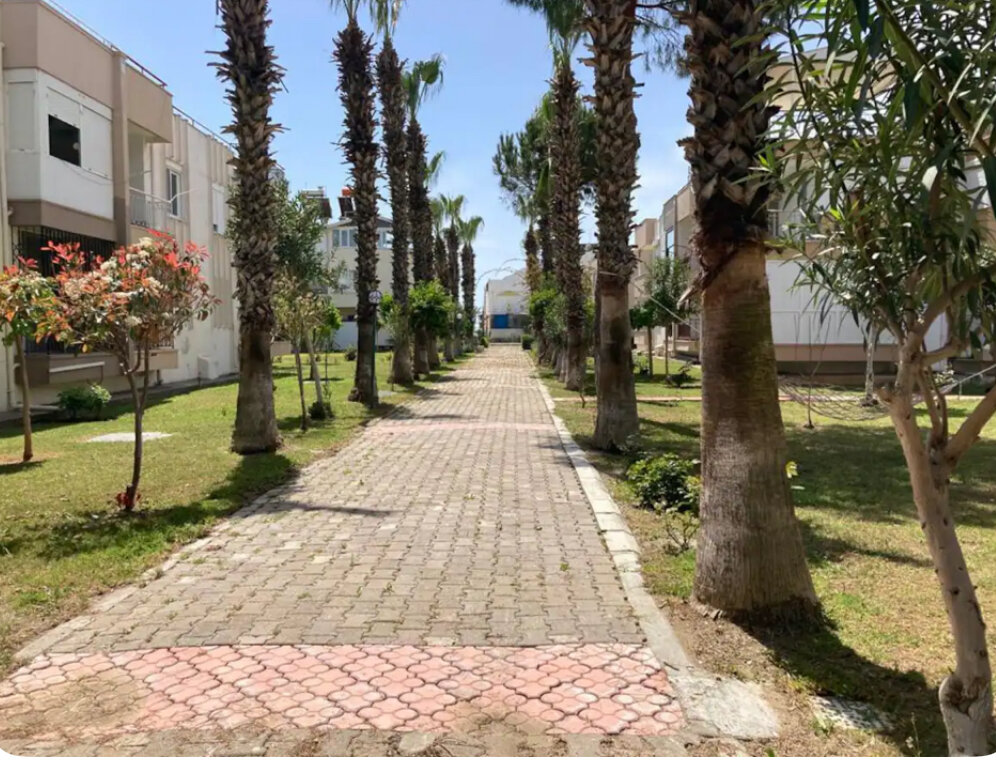 Богазкент: Flat By the Beach Under the Palm Trees