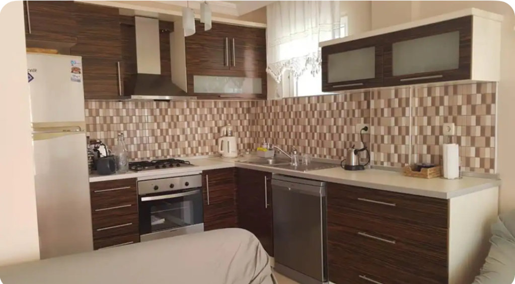 Богазкент: Flat By the Beach Under the Palm Trees