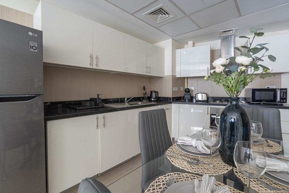 Дубай: Park Tower by HiGuests Vacation Homes