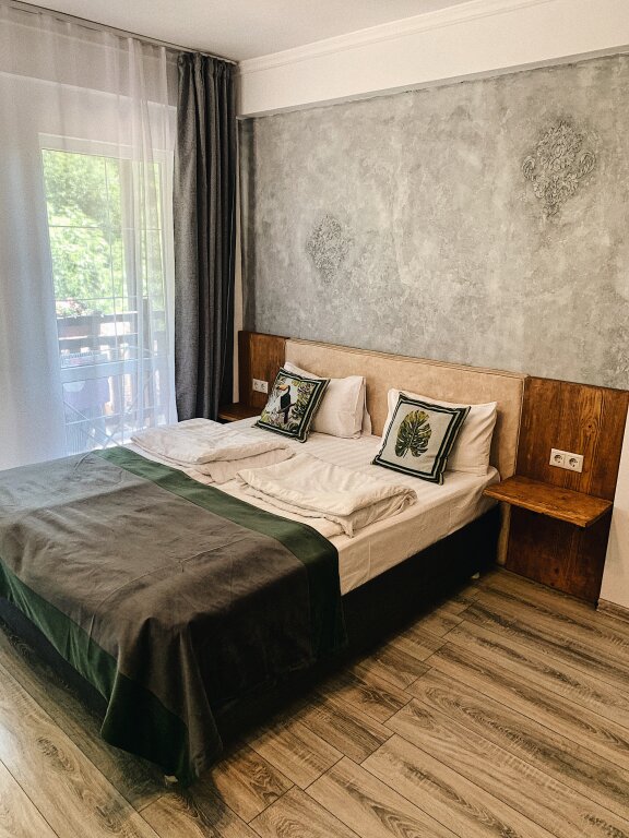 Гагра: Гостевой дом Chalet Agave
