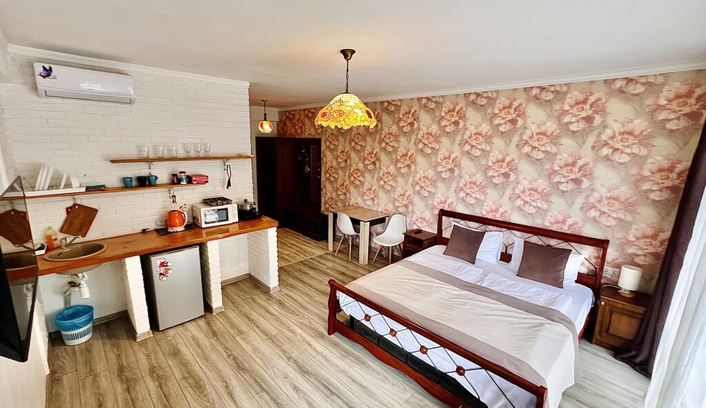 Гагра: Гостевой дом Chalet Agave