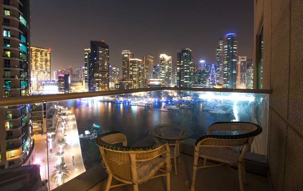 Дубай: Apartamentos One Perfect Stay Beauport Tower