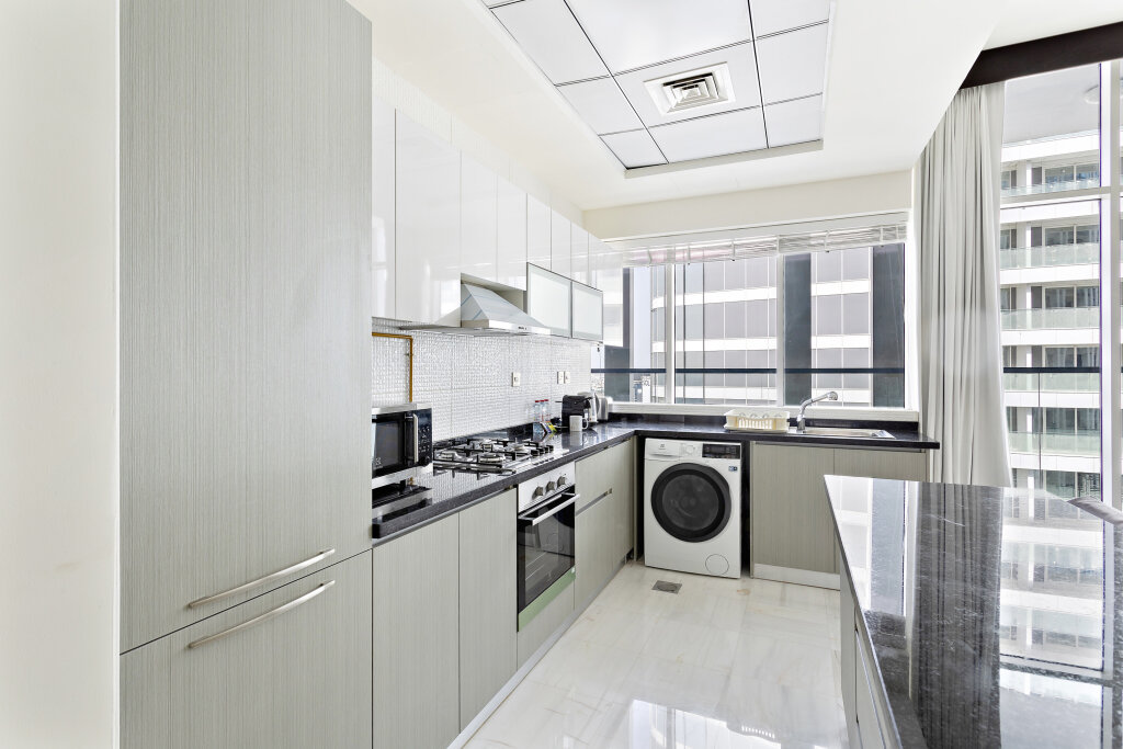 Дубай: Апартаменты WelHome - Opulent Retreat with Panoramic Cityscape Views