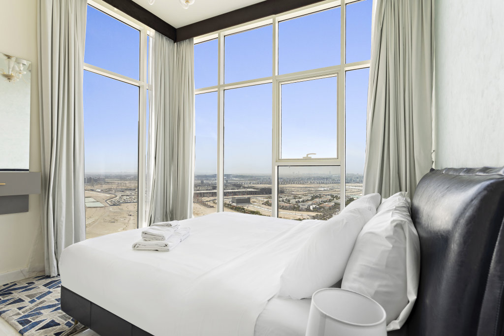 Дубай: Апартаменты WelHome - Opulent Retreat with Panoramic Cityscape Views