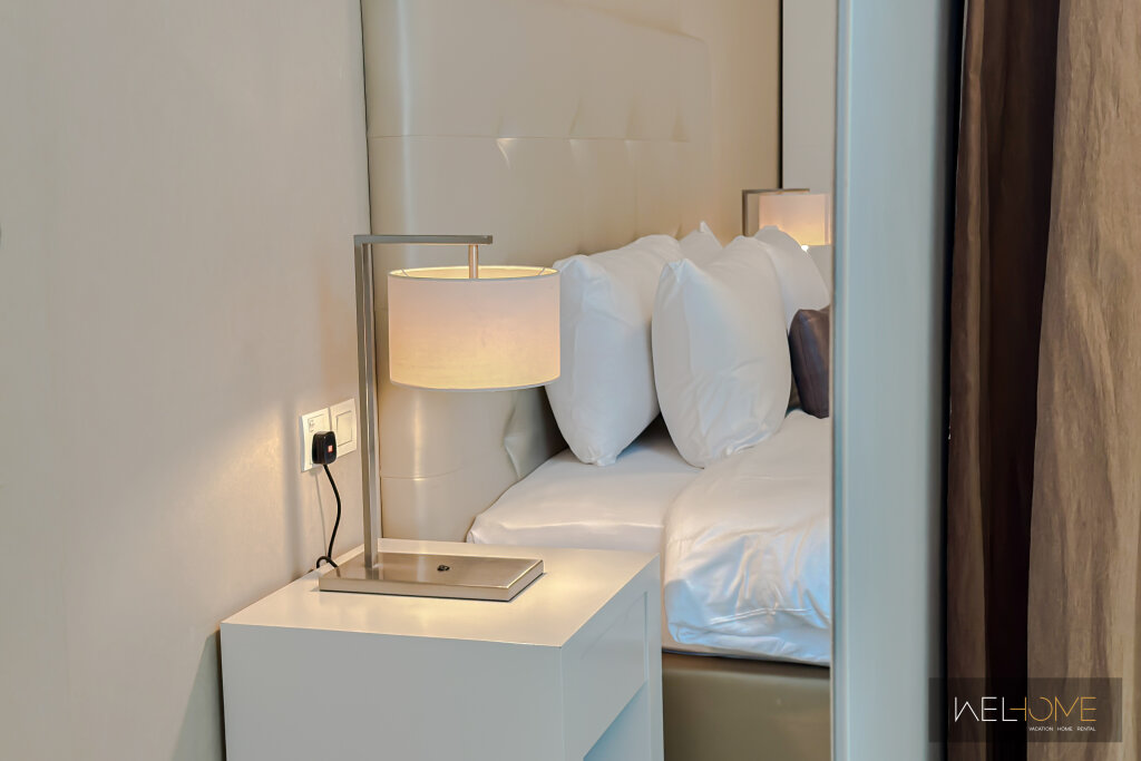 Дубай: Апартаменты WelHome - Luxury Living in Business Bay 2BR + Maid's Room